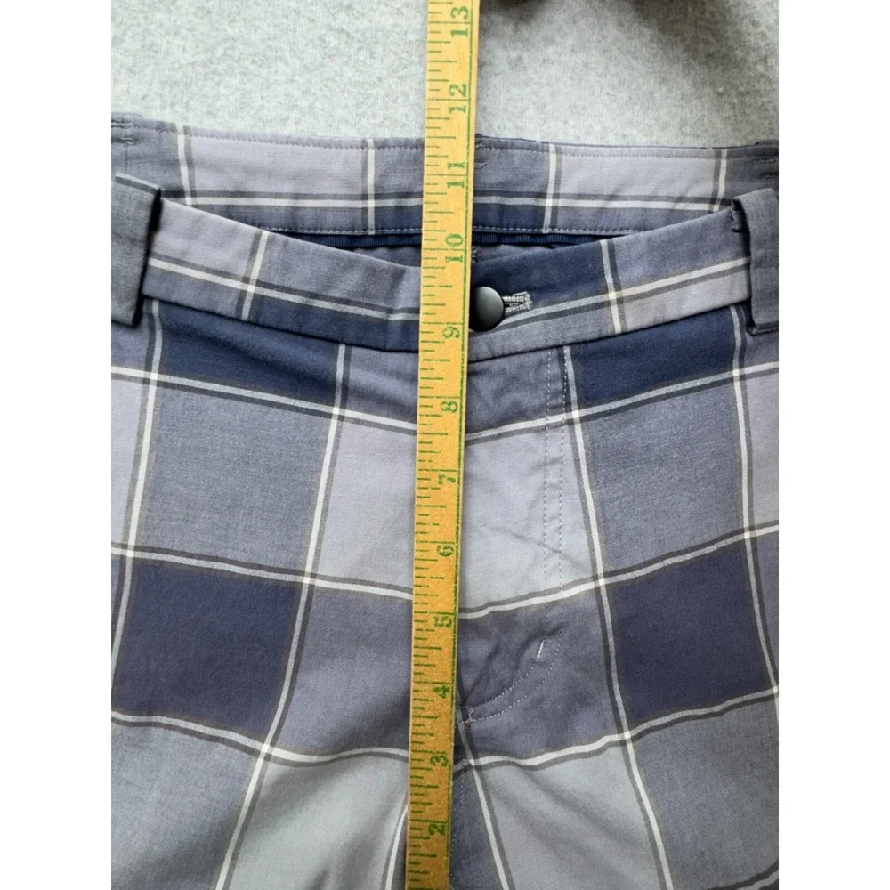 Lululemon Mens Plaid Performance Shorts *30 Navy Gray Windowpane Casual Outdoors